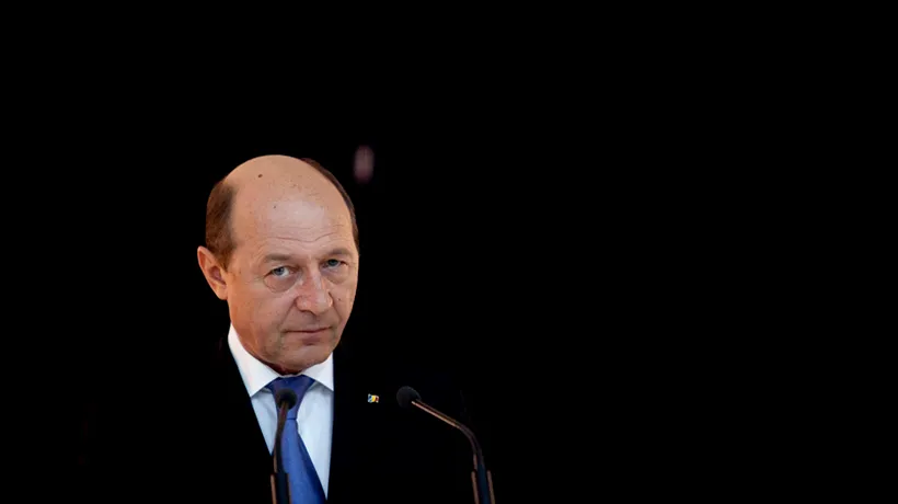 Mesajul transmis de Băsescu lui Hollande după atacul asupra ambasadei din Tripoli