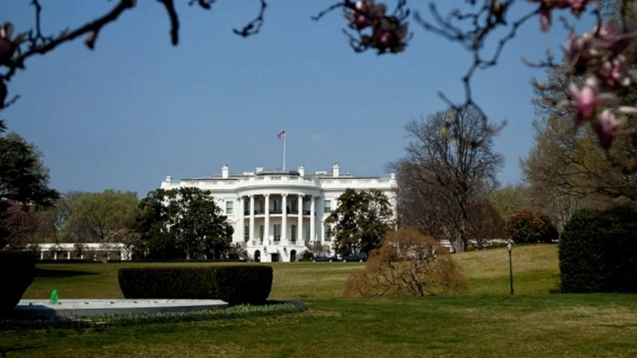 Cât costă în realitate CEA MAI CUNOSCUTĂ CASĂ DIN LUME