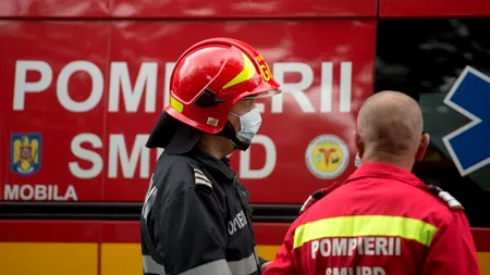 Incendiu la o vilă din stațiunea Băile Tușnad. 40 de pompieri s-au deplasat la fața locului