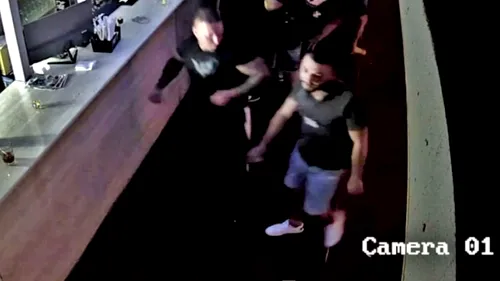 COSTINEȘTI. Agent de securitate al unei discoteci, bătut de doi bărbați dintr-un motiv incredibil! Unul dintre agresori e un cunoscut sportiv (VIDEO)