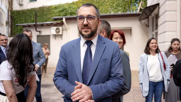 Vlad Voiculescu revine în scandalul Pfizer: Nu e nici “soluția mea” și nu e nici a lui Rogobete