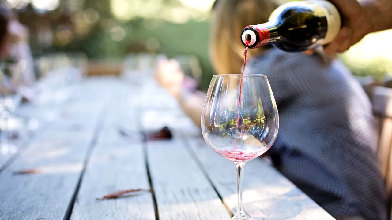 Dubai elimină taxa pe alcool