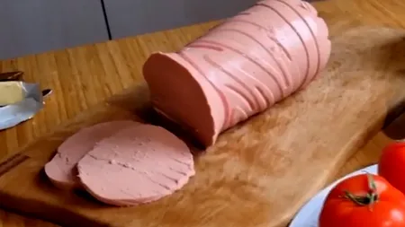 Vedeta mezelurilor. Parizerul proletar, deliciu pentru coorporatiștii fițoși