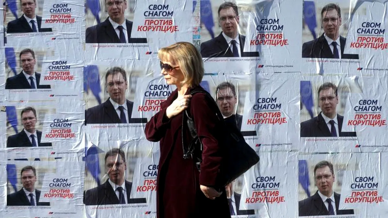 Victorie zdrobitoare a conservatorilor la alegerile anticipate din Serbia