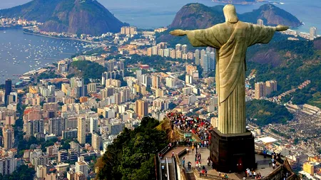 10 locuri fabuloase pe care trebuie să le vezi într-o viață
