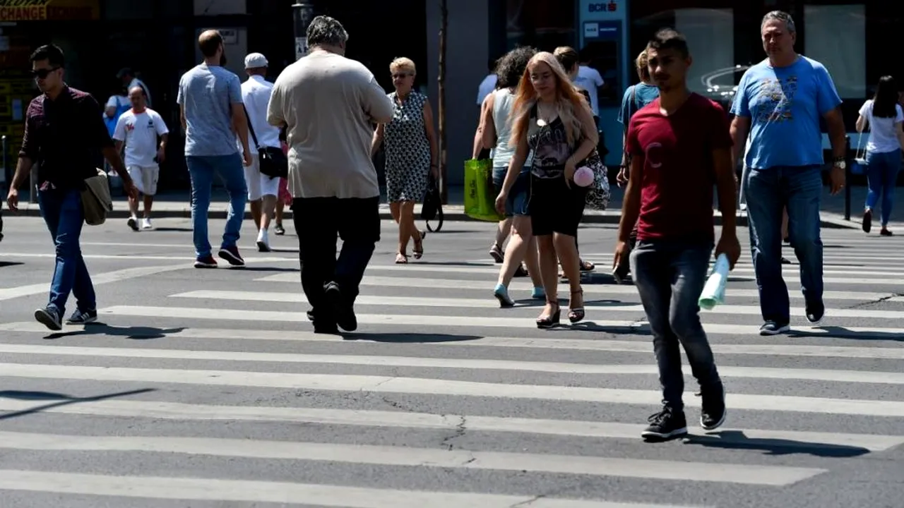 INS anunță câți români au mai rămas în țară. Ce fenomen îngrijorător ne amenință viitorul!