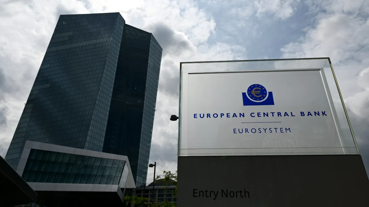 Banca Centrală Europeană a majorat ratele dobânzilor, pentru prima dată în ultimii trei ani