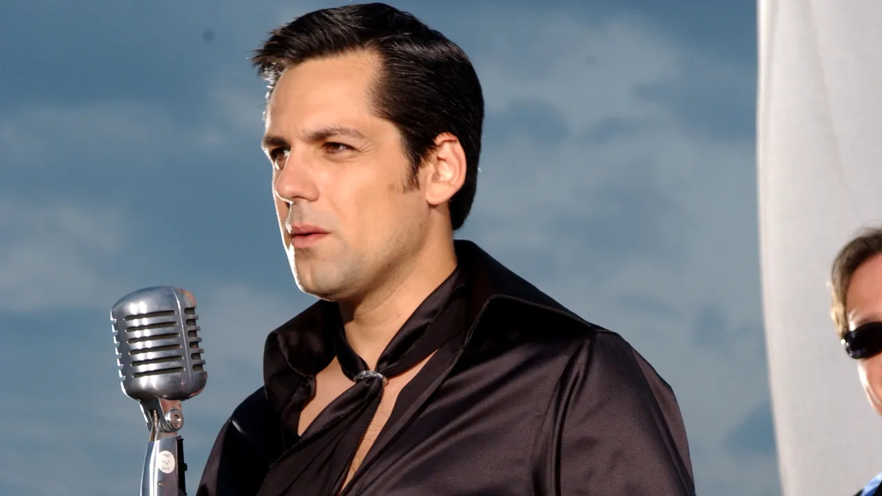 Festival pentru Colectiv: Concerte cu Ștefan Bănică și Florin Chilian și teatru, în Herăstrău