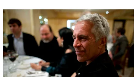 Democrații din Camera Reprezentanților au publicat încă 68 de fotografii din arhiva personală a lui Epstein