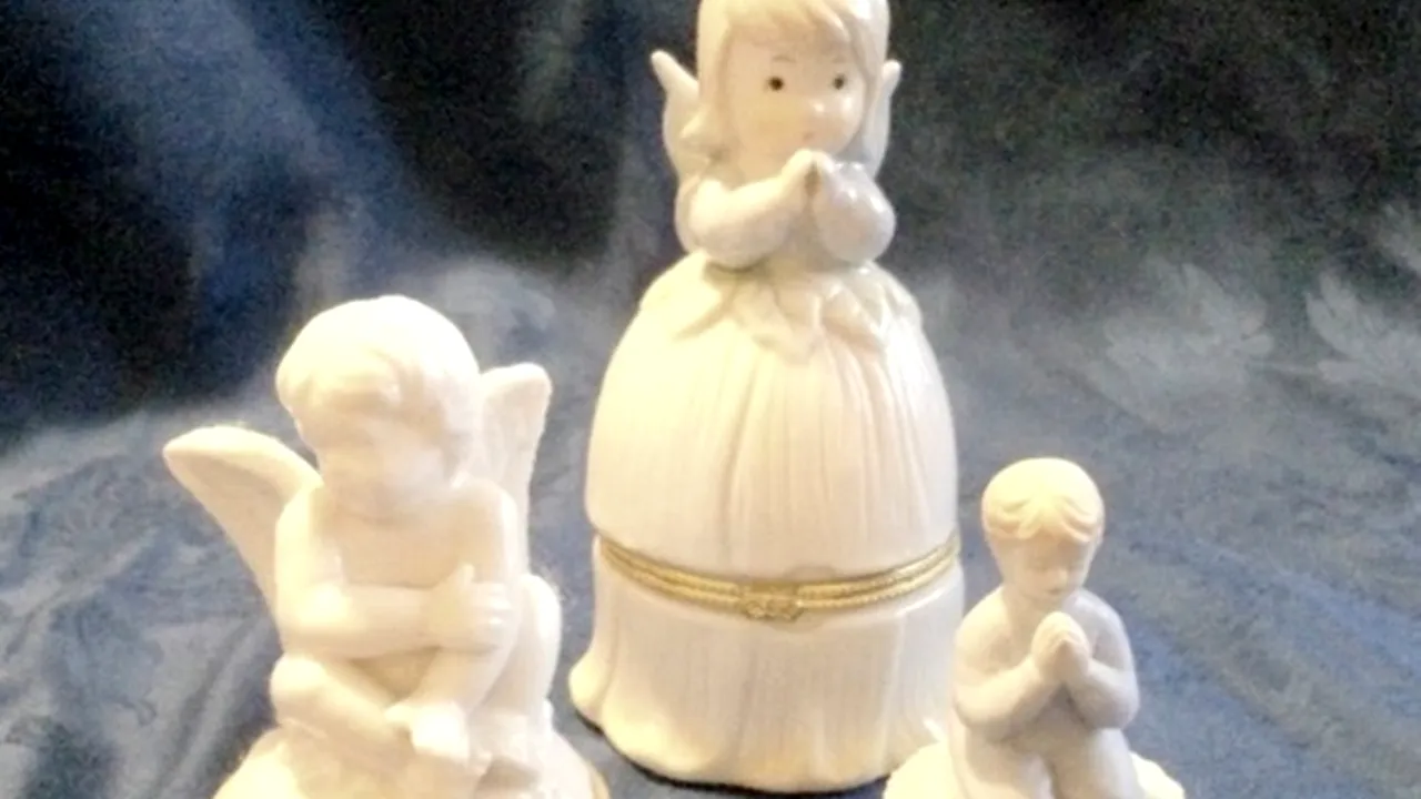 FRANȚA. Presa franceză discută sexul îngerilor. Îngerii, un al treilea sex?