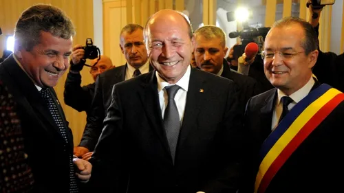 Boc: Băsescu este liderul de facto al dreptei din România