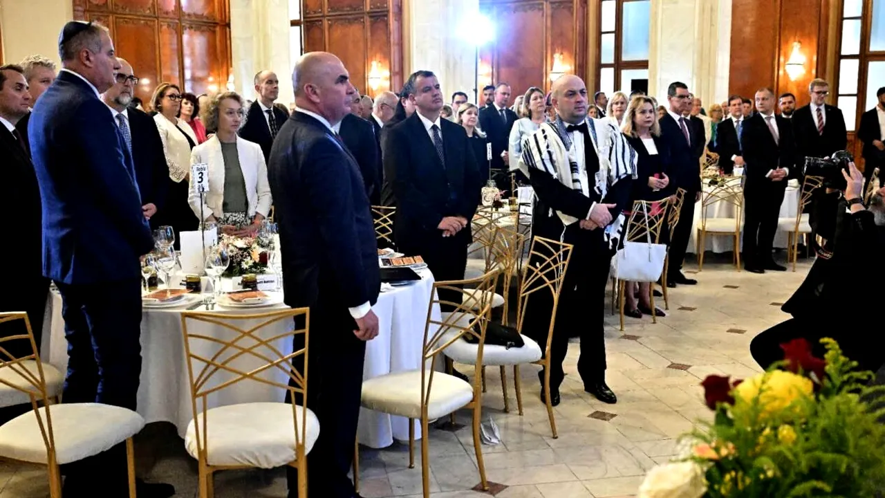 Ilie Bolojan și sefa CCR, Simina Tănăsescu, surprinși din nou împreună după întâlnirea controversată din biroul președintelui Senatului. Cei doi, fotografiați la aceeași masă