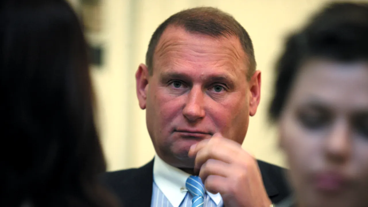 Viorel Cataramă: Iohannis să convoace CSAT să declare traficul de persoane problemă de securitate națională