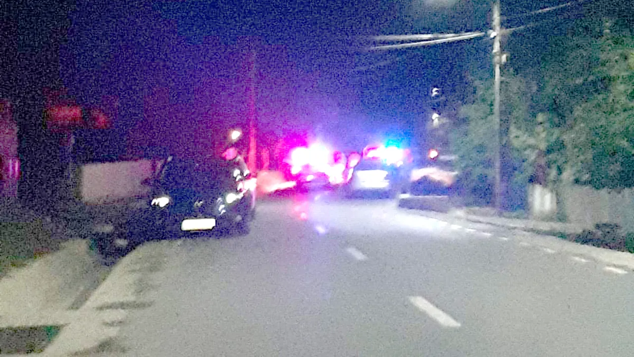 A murit călcat de o mașină pentru că dormea pe mijlocul drumului! Șoferul nu l-a observat pe bărbatul care consumase alcool