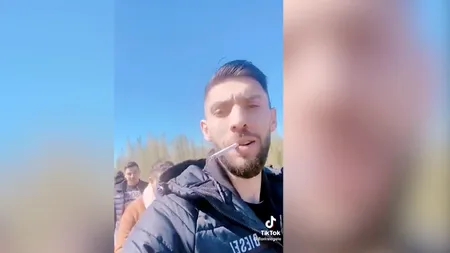 Un român s-a filmat în timp ce trecea ilegal, cu barca, graniţa dintre Mexic şi SUA