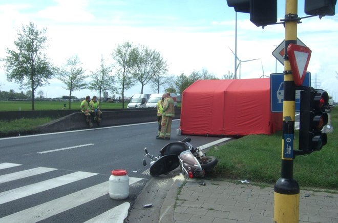 Un șofer român a trecut pe roșu cu TIR-ul și a ucis o fată de 18 ani, în Belgia / Sursa foto: Nieuws Blad