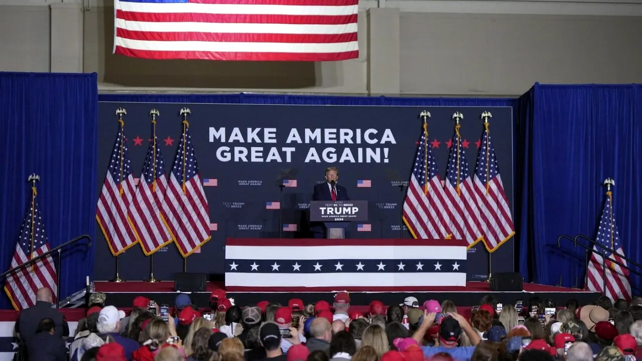 Le Figaro: Trump UITĂ că aliații finanțează cheltuielile militare ale SUA /Protecția oferită de NATO Europei nu e gratuită