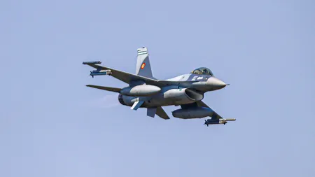 AUDIO | O femeie, speriată de show-ul aviatic BIAS 2023, a sunat la 112 întrebând dacă am intrat în război. Răspunsul operatoarei a făcut-o să plângă
