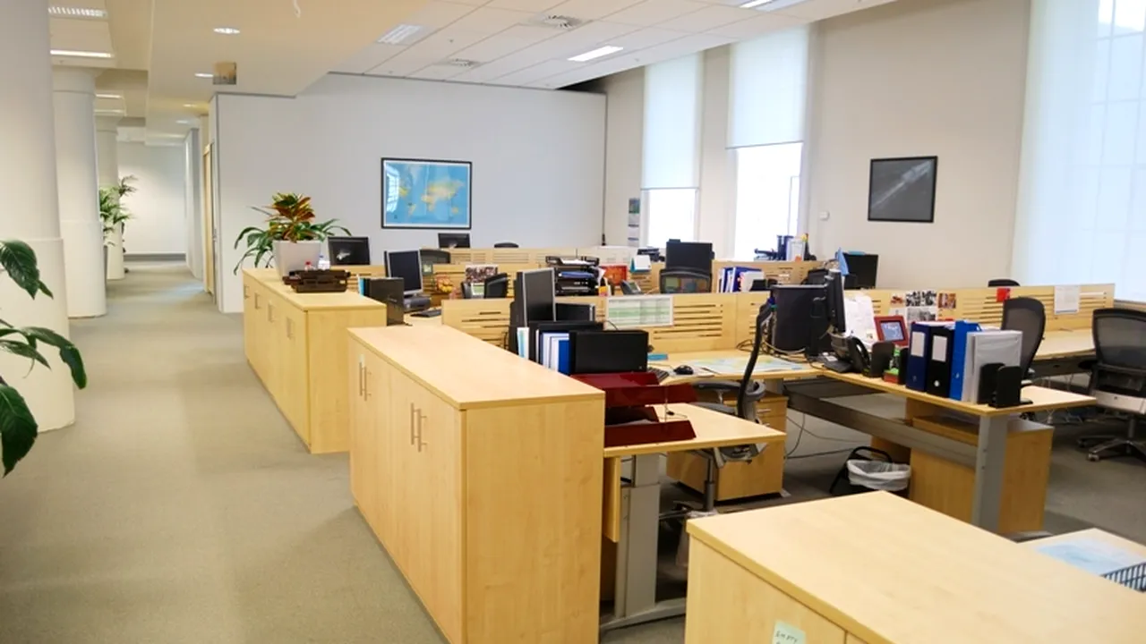 Munca de birou, de la serviciu, pe cale de dispariție în companiile americane