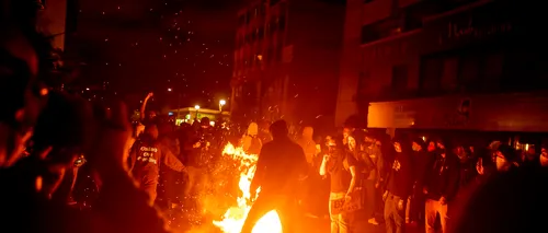 CAZUL GEORGE FLOYD. Noi proteste în Statele Unite în urma uciderii bărbatului de culoare. Mai multe clădiri au fost incendiate / Un membru al forțelor de ordine a murit | VIDEO