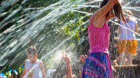 VREMEA. Cod portocaliu de caniculă în 10 județe din din România