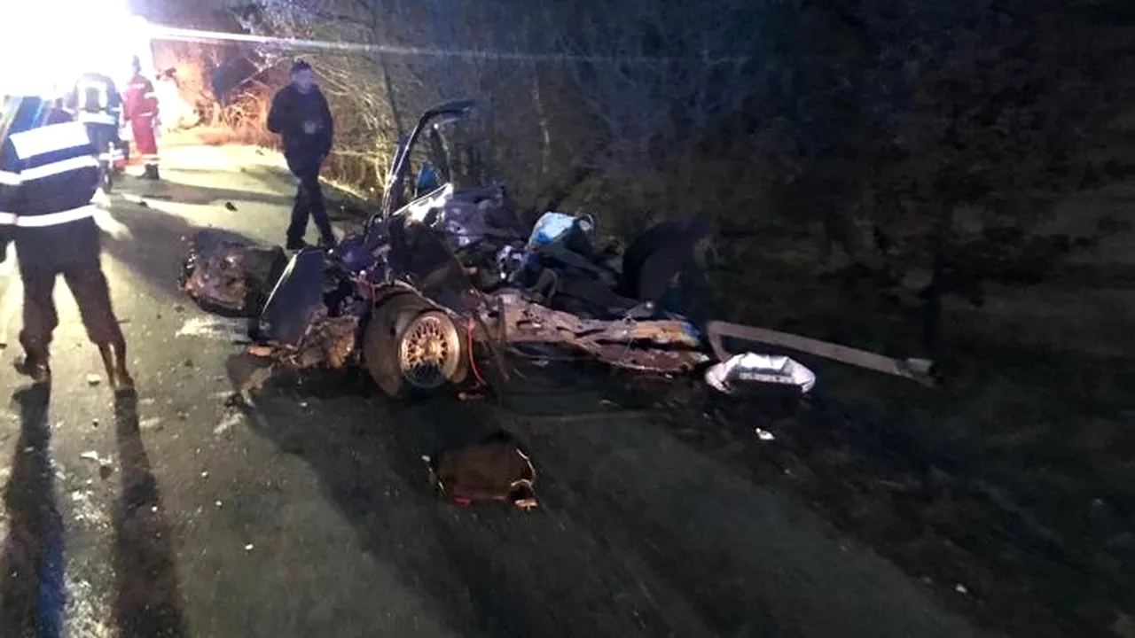 Accident cumplit în județul Sibiu. Două persoane au murit, alte două sunt grav rănite / Un șofer de 19 ani a intrat pe contrasens