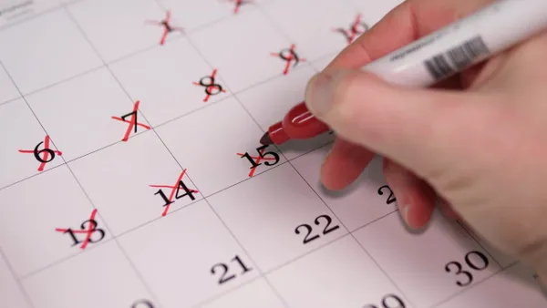 Psihologia spune că persoanele care încă scriu de mână în calendar, în loc să folosească telefonul, au aceste trăsături în comun