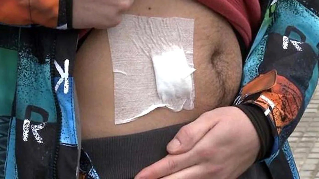 Un liceean spaniol și-a atacat colegii, la întâmplare, cu un cuțit. Un elev care practică Judo l-a pus la pământ