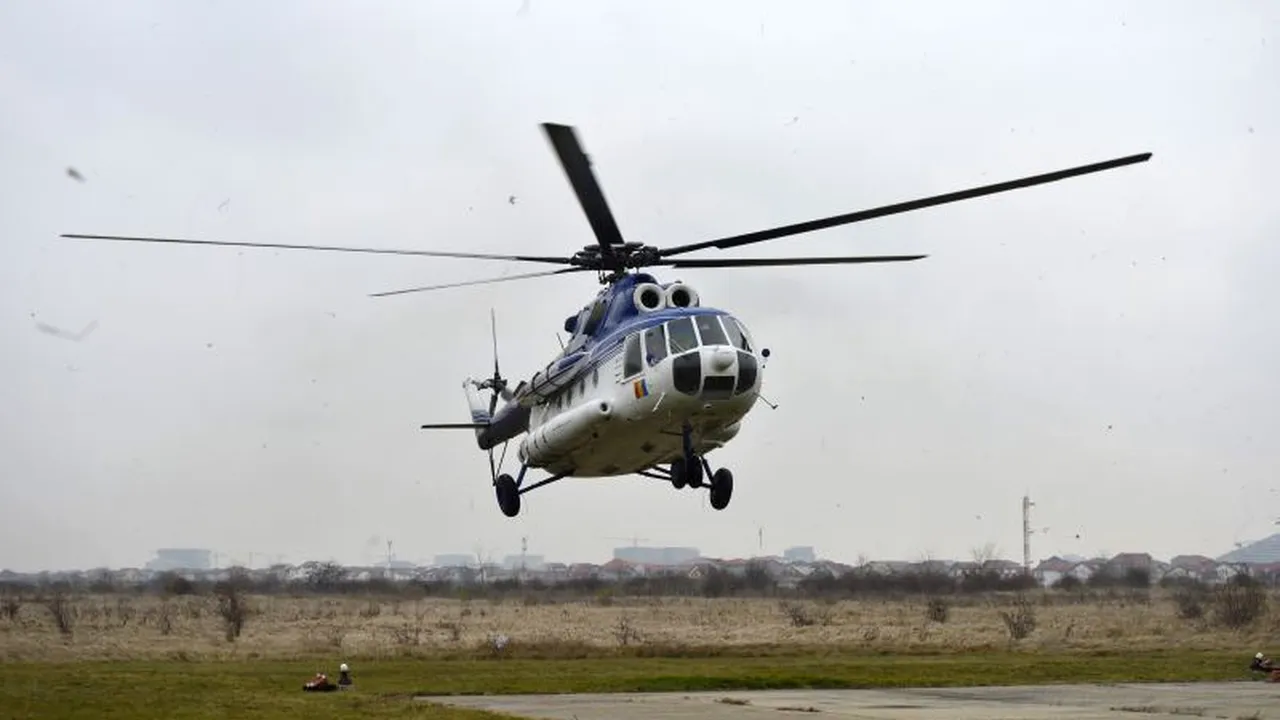 Fiul vitreg al ministrului Apărării s-a deplasat cu elicopterul pentru a dirija fraudarea referendumului