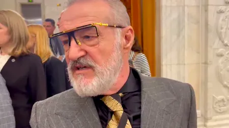 Gestul făcut de Becali, PREZENT la ceremonia lui Nicușor Dan: 