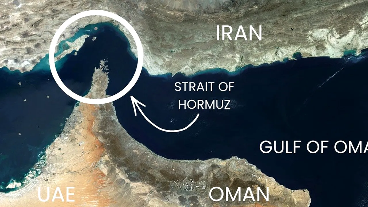 Două nave, lovite de „proiectile necunoscute”, lângă Strâmtoarea Ormuz. La bordul uneia dintre ele a izbucnit un incendiu