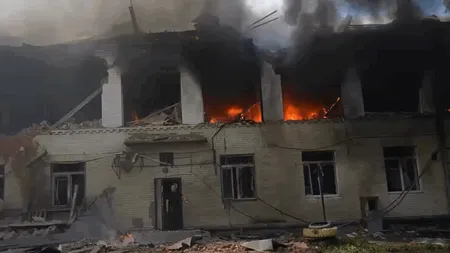 Armistițiul dintre Rusia și Ucraina se clatină. Forțele Moscovei au bombardat o grădiniță din orașul Sumî: un mort și mai mulți răniți