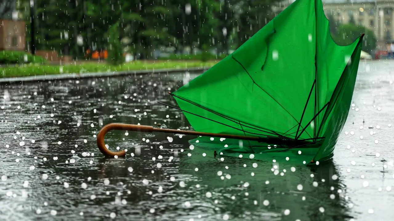 ANM: Sunt anunțate noi averse și căderi de grindină. Vremea se va încălzi din weekend