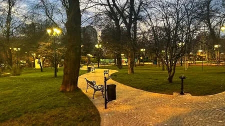 GALERIE FOTO | Cum arată parcul care s-a redeschis în centrul Bucureștiului și despre care s-a spus că a fost „betonat”
