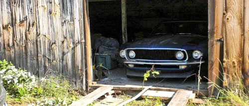 FOTO: Mașina descoperită într-un hambar după 40 de ani