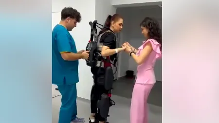 O tânără de 21 de ani, victimă a unui accident, și-a recăpătat mobilitatea cu ajutorul terapiei moderne