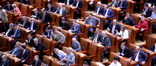 Parlamentarii au avizat proiectul propriilor pensii speciale. Penalii își pierd pensia
