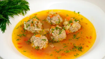 Rețetă ciorbă de perișoare. Trei modalități simple de a prepara una dintre cele mai apreciate ciorbe