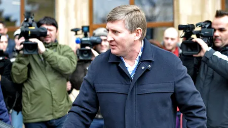 Casa miliardarului Rinat Ahmetov, înconjurată de separatiștii proruși din Donețk