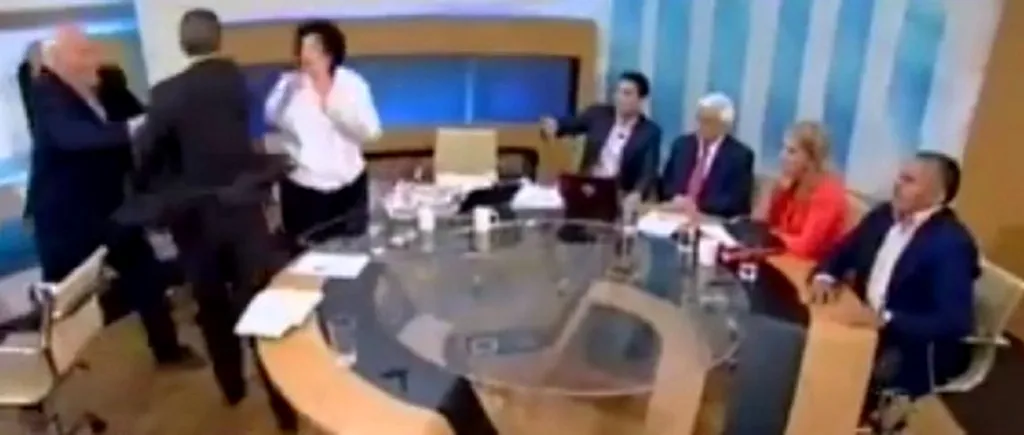 Bătaie în direct la o dezbatere electorală din Grecia. VIDEO 