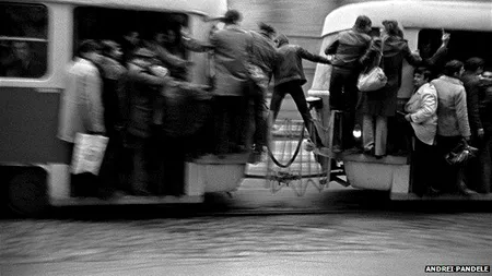 BBC: Fotografiile lui Andrei Pandele spun povestea unui București pierdut - GALERIE FOTO