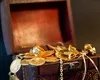 Comoara ascunsă în munți, descoperită de doi drumeți în Cehia. Valoarea ei se ridică la 680.000 de dolari