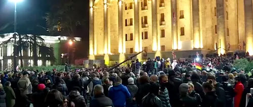 Mii de georgieni cer eliberarea lui Saakaşvili și amenință cu o grevă a foamei în masă