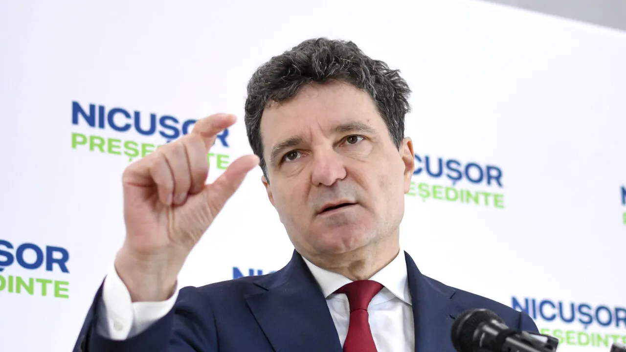 Nicușor Dan, întrebat de reporterul Gândul despre strategia folosirii unor boți în campanie, pentru victimizare. 