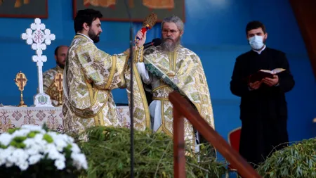 Cine sunt sărbătoriții zilei de 31 octombrie 2025, în calendarul ORTODOX, greco-catolic și romano-catolic. Tinerii petrec azi Halloween-ul