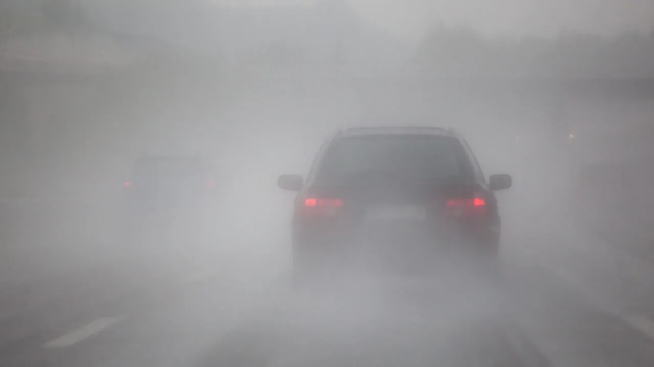 Avertizări ANM: cod galben de ceață în 4 județe din România, miercuri dimineață