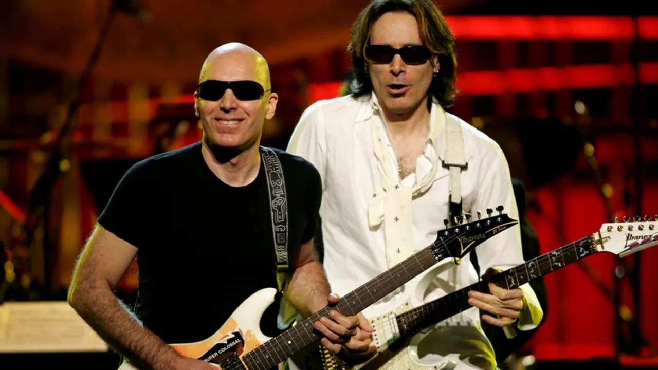 Chitaristul Joe Satriani concertează luni în premieră la București. Toate biletele s-au vândut