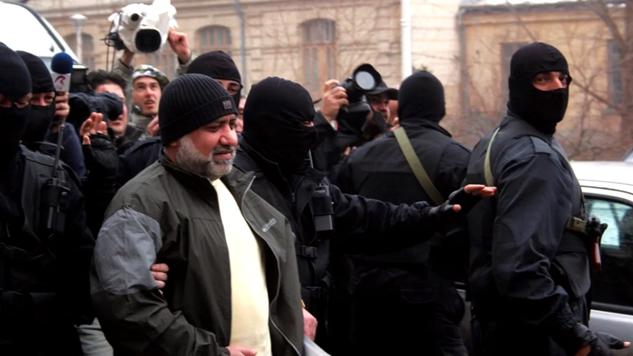 Omar Hayssam, condamnat la închisoare pentru fuga din România. Frații săi au fost achitați