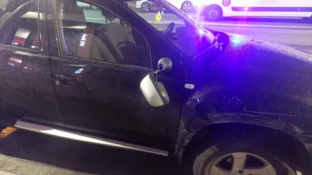 ACCIDENT în lanț provocat de un tânăr de 18 ani pe DN 17C. A lovit două mașini dintre care una s-a răsturnat