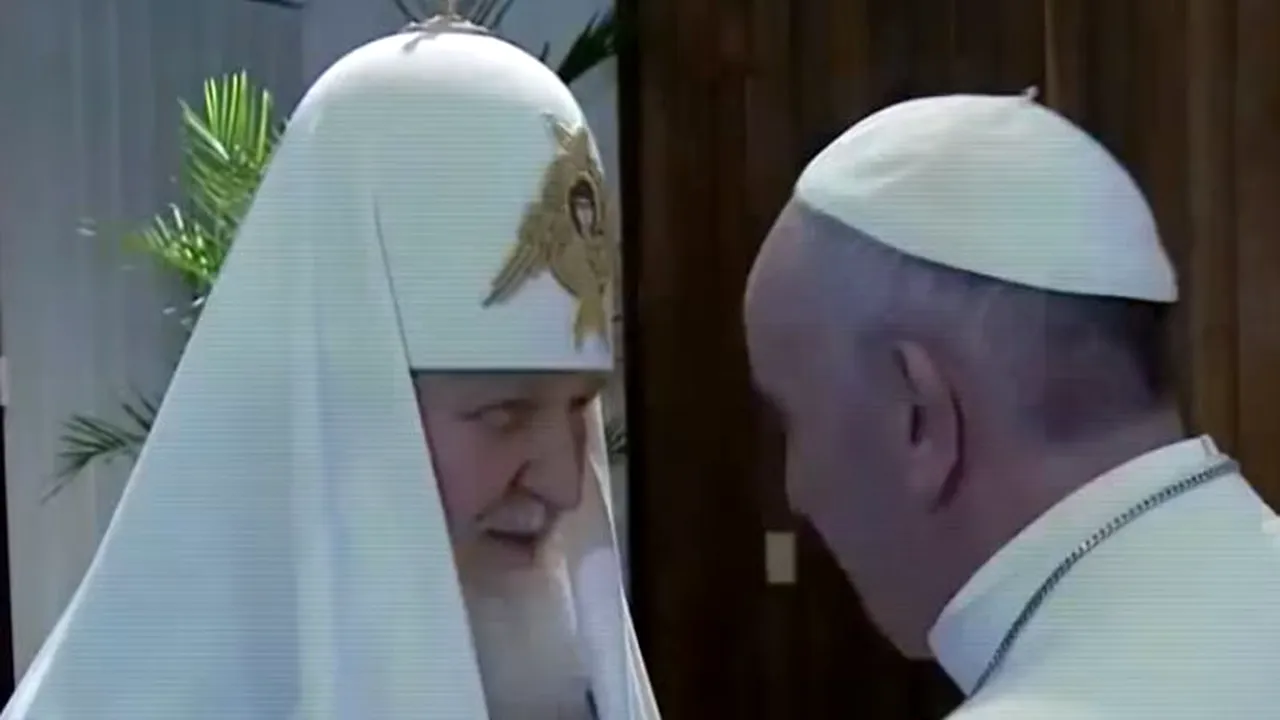 Întâlnire istorică: Patriarhul Chiril și Papa Francisc pledează pentru unitatea creștinilor